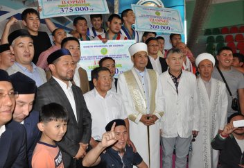 Мешіт жамағаттары арасындағы Қазақ күресінен II республикалық турнир мәресіне жетті (Фото)