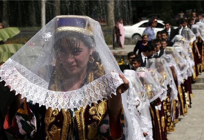 В Таджикистане предлагают уменьшить приданое для невест