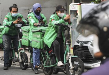 Индонезия начнет облагать налогом операции в сфере электронной коммерции с февраля 2026 года