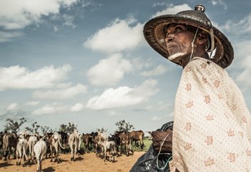 Адамның ғұмыр жасы оның өмір сүретін жер климатының ерекшелігіне де байланысты