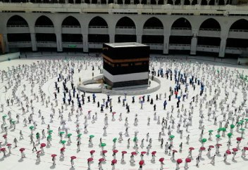 Саудия билігі жұқпалы індетке байланысты қажылық тәртібіне ішінара өзгеріс енгізді