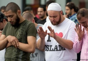 Адасып жүрген салафиттердің белгілері