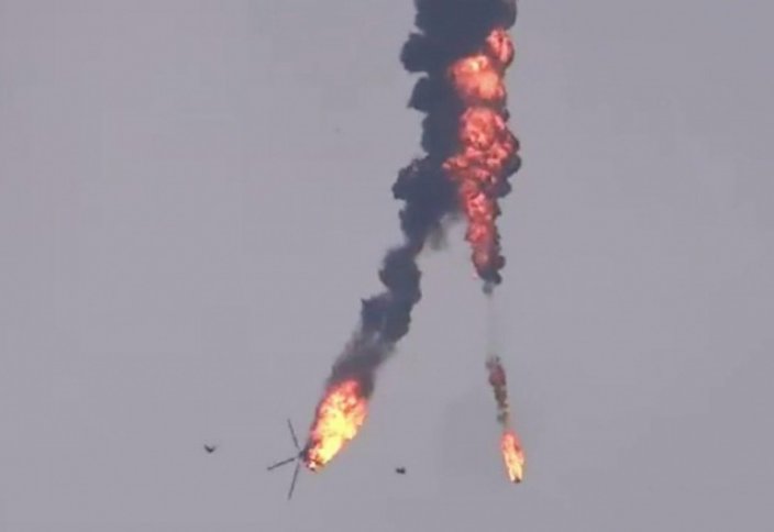 Сирия армиясының тікұшағы атып түсірілді (видео)