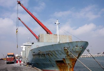 Иран өз кемесіне шабуыл жасалған жағдайда соғыс ашатынын мәлімдеп, сес көрсетті