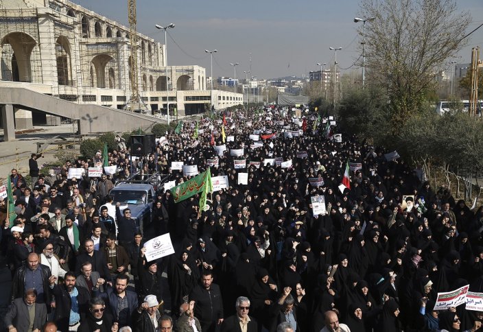 Президент Ирана признал право граждан на протест, если он не перерастает в насилие