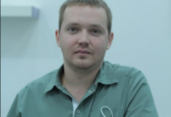 Өскемендік кәсіпкер өз ақшасына қазақ тілі курсын ашты