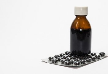 В Узбекистане 18 детей умерли от индийского препарата против ОРВИ