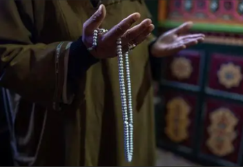 Аятолла терминіне үңілушілер қарасы көбейген