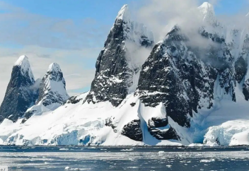 В Антарктиде появилось хранилище "истории Земли" (видео)