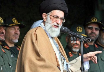 Красивая жизнь великого властителя Ирана (фото)