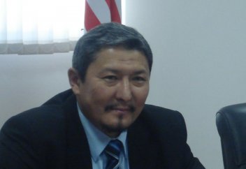 Что будет если убить скотину электрическим током или ударом кувалдой по голове?