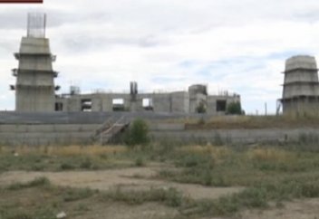 Семей жұрты сегіз жыл тұралаған мешіттің құрылысын аяқтауды сұрап отыр
