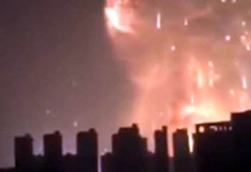 Тяньцзиндегі жарылыстан опат болғандар саны 42 адамға жетті