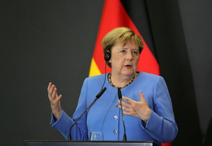 Разные: Исламизацию Берлина назвали «наследием Меркель»