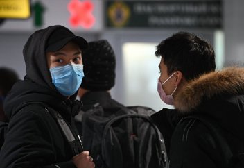 Жэньминь жибао (Китай): китайские эксперты призывают принять дополнительные меры для сдерживания распространения бессимптомного COVID-19