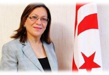 На пост президента в Тунисе претендует женщина-мусульманка