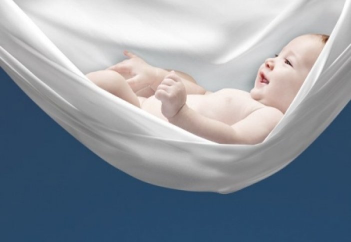 Қытайлық компания әйелдерге басшылықтың рұқсатынсыз бала тууға тыйым салды