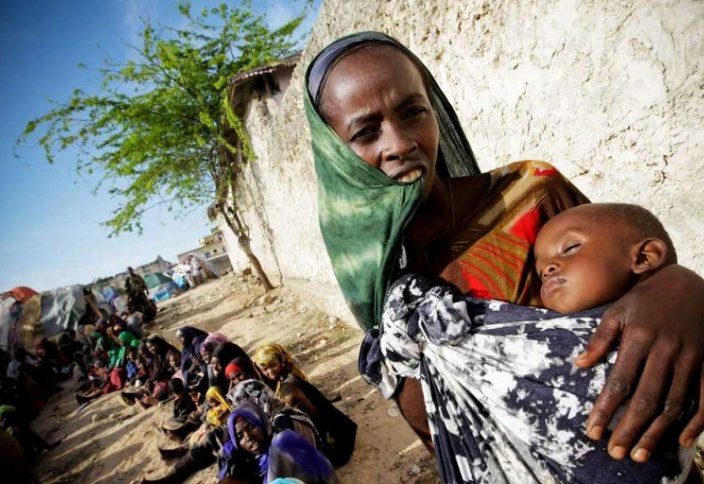 Президент Сомали призвал помочь умирающему от голода населению