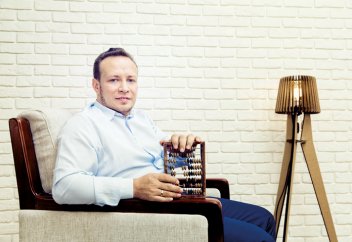 32% зарплаты казахстанцев уходит на налоги и отчисления