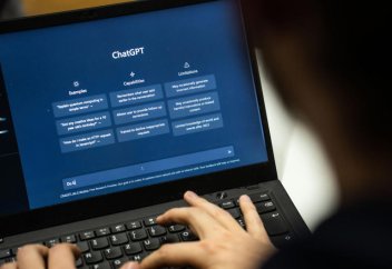 Джакарта против интернета: ставка Индонезии с цифровой свободой