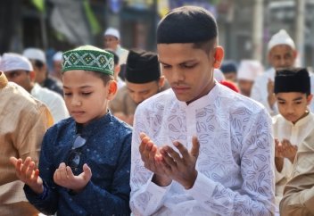 Оңтүстік-шығыс Азияның наным-сенімі бөлек елінде мұсылманша жерлеу туралы заң қабылданды