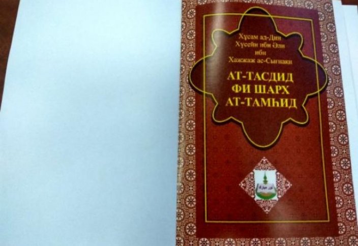 Сексуалды қисық қыздар Ерлердің соратын үйдегі видеосы