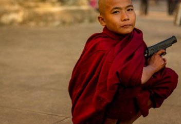 Радикалды буддашылар шариғат шәлісі мен құрбан айтқа тыйым салғысы келеді