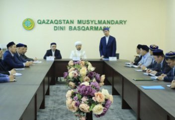 Имам-молдалар туралы барлық ақпаратты енді "Е-МҮФТИЯТ" жүйесінен  біле аласыздар