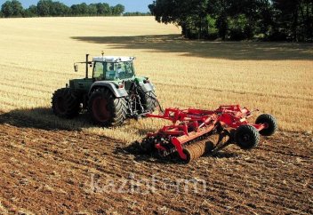 В Казахстане значительно сократились площади пахотных земель