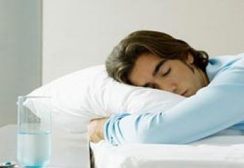 Почему нельзя спать на животе?