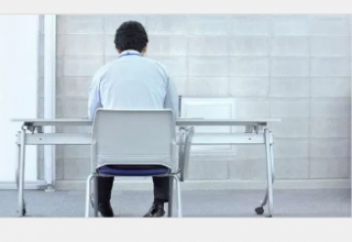 Ұзақ отырудың зияны, омыртқа қисаяды (видео)