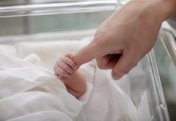 Еуропа елі екі жасқа толмаған балаға қолданылған эфтаназия процедурасын заңды деп тапты