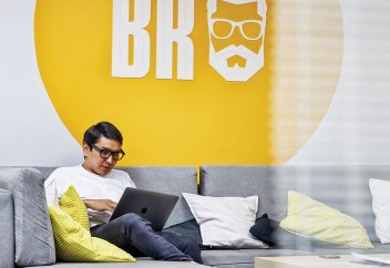 Как два парня из провинции создали казахстанский бренд очков