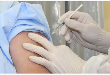 Какие обязательные прививки будут делать казахстанцам: обновлен перечень