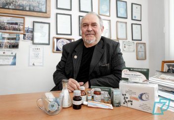 Тополиное печенье для онкобольных разработали ученые на севере Казахстана