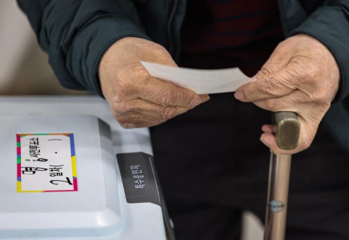 Мемлекет қазынасынан жастардың болашағына емес, қарттар қамына қаржы көп бөлінеді