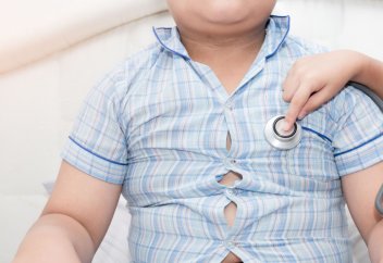 В Казахстане каждый десятый ребенок до пяти лет имеет избыточный вес