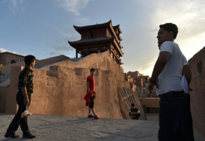 Разное: Китай скрывает от туристов мусульманские концлагеря