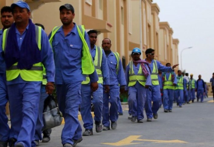 Оман шетелдік жалдамалы жұмысшыларға виза беруге салынған тыйымды 6 айға ұзартты