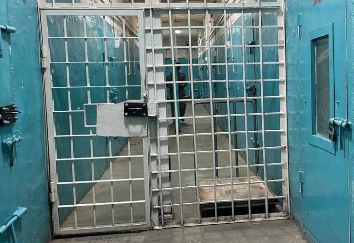 Президент Узбекистана помиловал 615 осуждённых к 33-летию Конституции