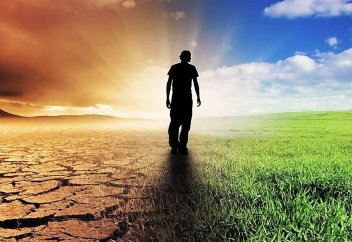 "Түзетпек едім заманды..."