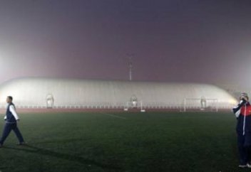 Бейжіңдегі түтіннен қорғайтын үрлемелі спортзал (фото)