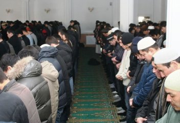 Жұ­ма на­ма­зы­ның па­рыз­ды­ғы­ның шар­тта­ры