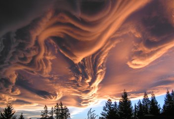 Необычные редкие облака