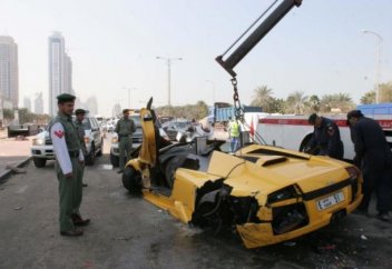 Саудияда тұңғыш рет әйел адам жүргізу кезінде көлік апатынан қаза тапты