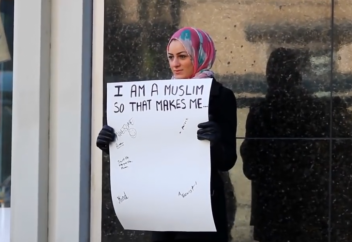 КАНАДАЛЫҚ МҰСЫЛМАН ӘЛЕУМЕТТІК ТӘЖІРИБЕ ЖАСАДЫ (ВИДЕО)