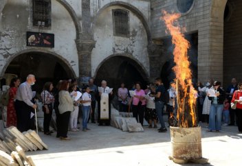 Кризис христианской общины – следствие западной политики