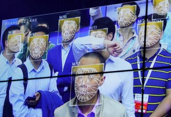 Адамды көңіл күйі мен қас-қабағына қарап танитын жүйе енгізіледі. Оның артықшылығы неде?