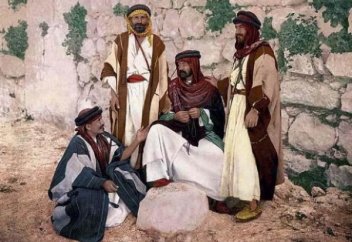 Куфа тіл мектебінің алғашқы өкілі Әбу Мұғауия