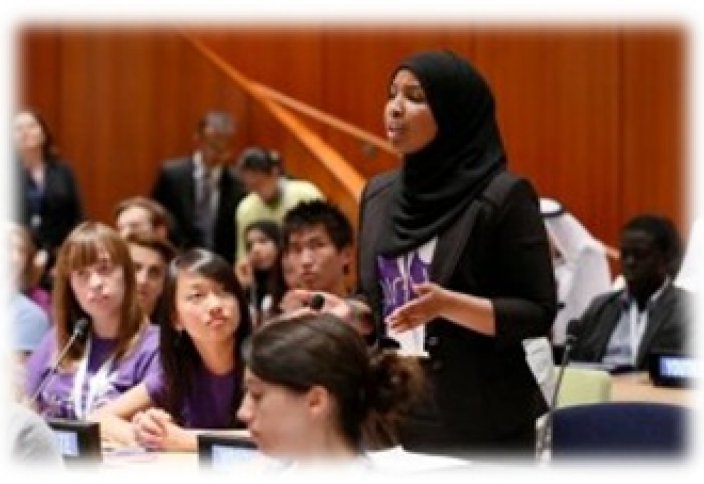 Престижные вузы США соперничают из-за мусульманской школьницы